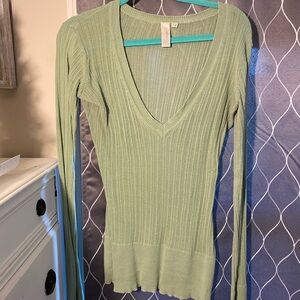 Y2K Garage V-Neck Ribbed Knit Top - Light Green